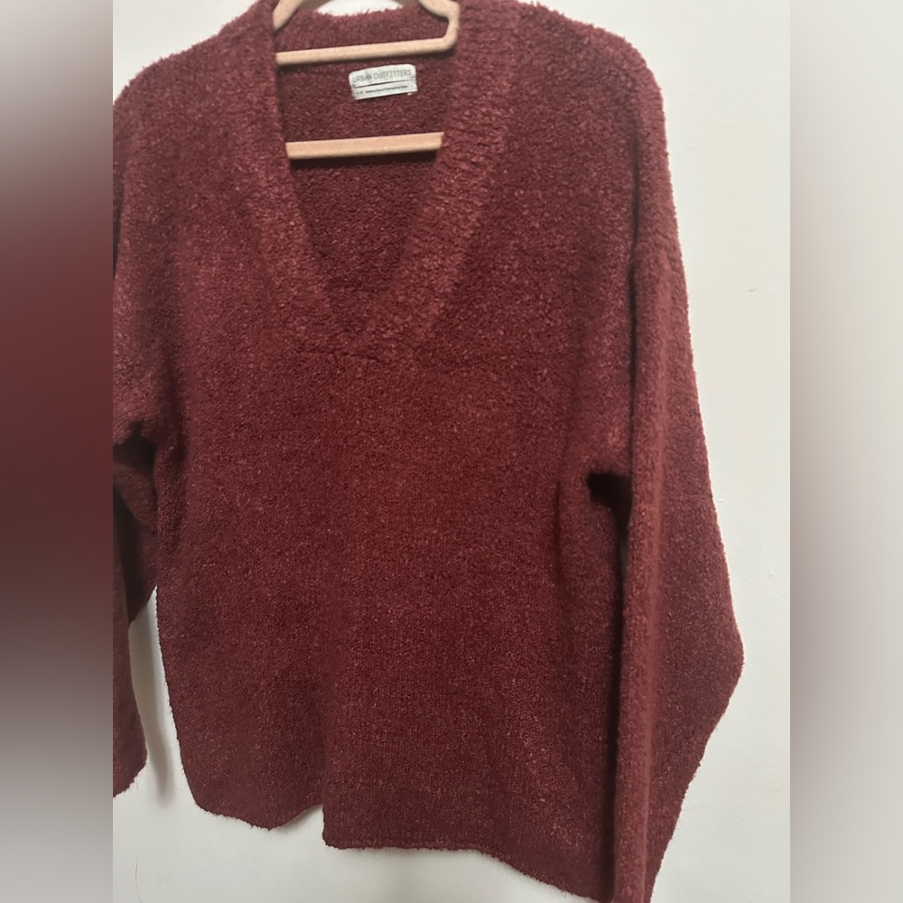Urban Outfitters Soft Textured V-Neck Sweater Brown Maroon S